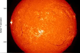 2024年首日太阳爆发强耀斑：耀斑是什么？对我们有什么影响？图片