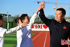 雄安史家胡同小学校长张欣欣：“让好教风好学风照亮孩子一生”图片