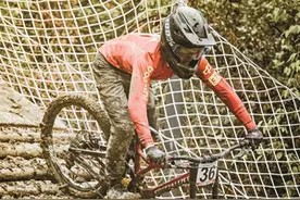 龙津学子夺青年组季军创国内历史最佳！2025年亚洲山地自行车锦标赛速降赛落幕图片