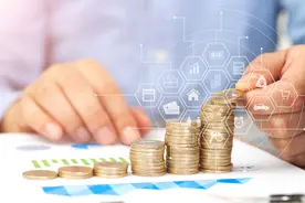 我国外汇储备规模连续三个月上升，再度站上3.3万亿美元大关图片