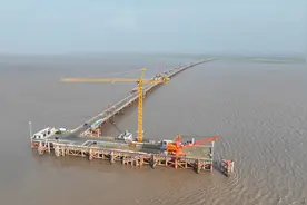 突破千根！通苏嘉甬高铁杭州湾跨海铁路大桥有新进展图片