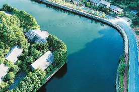 赛武当山脚下品水韵图片