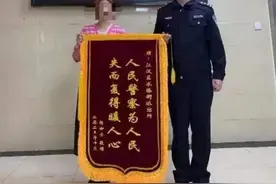 不可思议！送餐途中他竟干了这事……图片