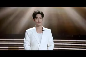 ​网络视听年度盛典 演员肖战邀您共享青春荣光图片
