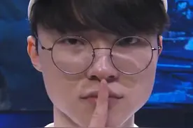 T1以3比0击败WBG夺冠，27岁李相赫Faker成为英雄联盟世界赛首位四冠选手图片