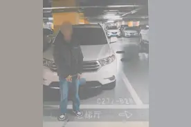 后视镜不折叠，可能招小偷？有小偷通过看后视镜判断车没锁图片