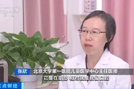 3岁宝宝高烧39.8℃，宝妈急坏！紧急提醒：已进入高发季、传染性强图片