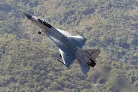 枭龙战机的研发历程图片