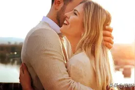 女人在什么情况下才会拥抱男人？一般就这几种图片