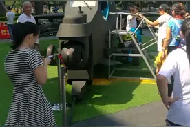 没去北京看阅兵的小伙伴，来深圳吧！这里不用预约，也不用排队。