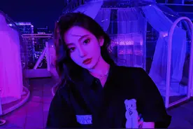 这是不是你们要的赛赛赛什么什么克？赛博什么什么#创作灵感 #赛博朋克 #调色 #手机摄影 #教程视频封面