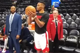 谁知道为什么威少投篮不准？身体素质爆炸的投篮都很一般吧#威少#投篮