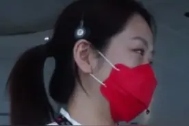 塔台管制员和机长隔空撒狗粮，暖到了在场的所有人！视频封面