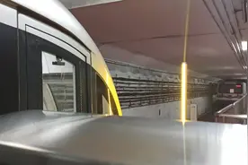 谁说地铁不堵车？！！1号线建国门下行多车吃机外实录#地鐵视频封面