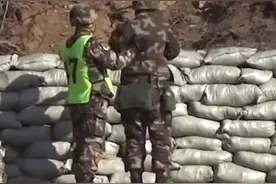 神级反应瞬间！新兵手榴弹实投失误，指导员3秒救人。#你的努力值得被看见