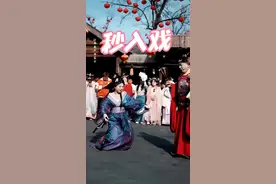 演技到位秒入戏，让人猝不及防#万岁山王大人火出圈了#万岁山王大人互动名场面#万岁山王大人#创意灵感视频封面