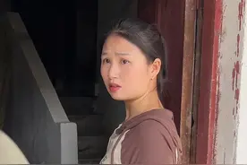 父母是孩子最好的老师，父亲在家庭中扮演着极其重要的角色，他不仅是一个家庭的支柱更是孩子成长路上的引导者，我希望我们能成为孩子的榜样，希望成为他们长大后不管任何时候提起都感到骄傲和值得尊敬的人#孩子教育 #夫妻情感 #新农人计划2024视频封面