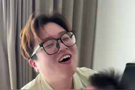 二胎也没有这么一碗水端不平啦 #安儿乐怎么动都不怕 #妈咪新风向 #安儿乐运动型拉拉裤 #二胎家庭视频封面