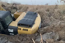 实拍挖机救援视频 全过程#挖掘机视频封面