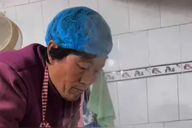 牛肉炒面片 #创作灵感 今天老妈做了牛肉炒面片#把家乡的味道分享给大家 #记录真实生活 #新农人计划 #抖音创作季视频封面