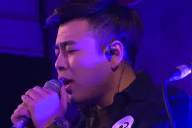 苟瀚中《我要快乐》演唱会现场LIVE版视频封面