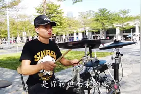 难得一见！街头唱歌，唱功绝不输职业歌手，恕我直言，太好听了