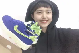 汕头女生过年穿搭装备分享，潮流女孩的百变造型一双球鞋搞定！视频封面